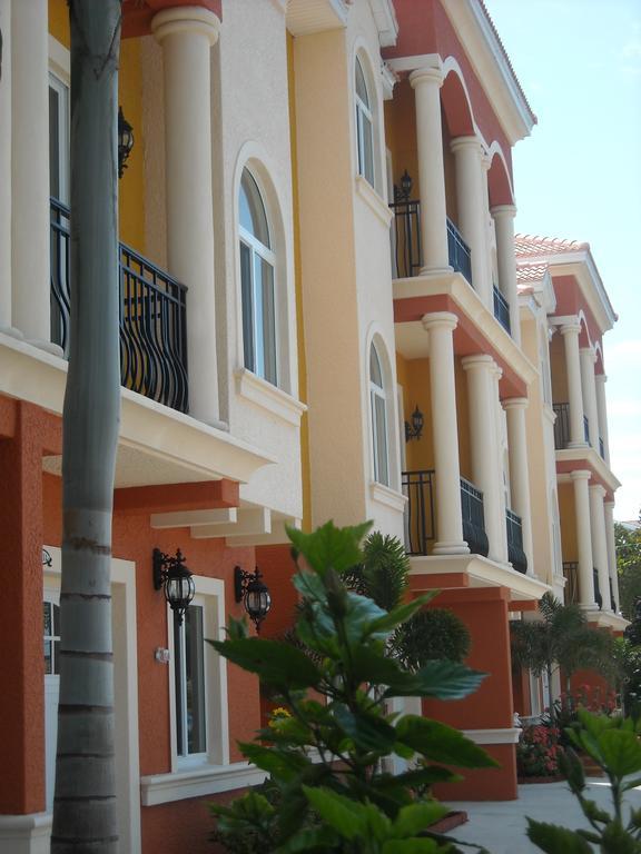 Mediterranean Three Story Beach Townhouse St. Pete Beach Eksteriør bilde