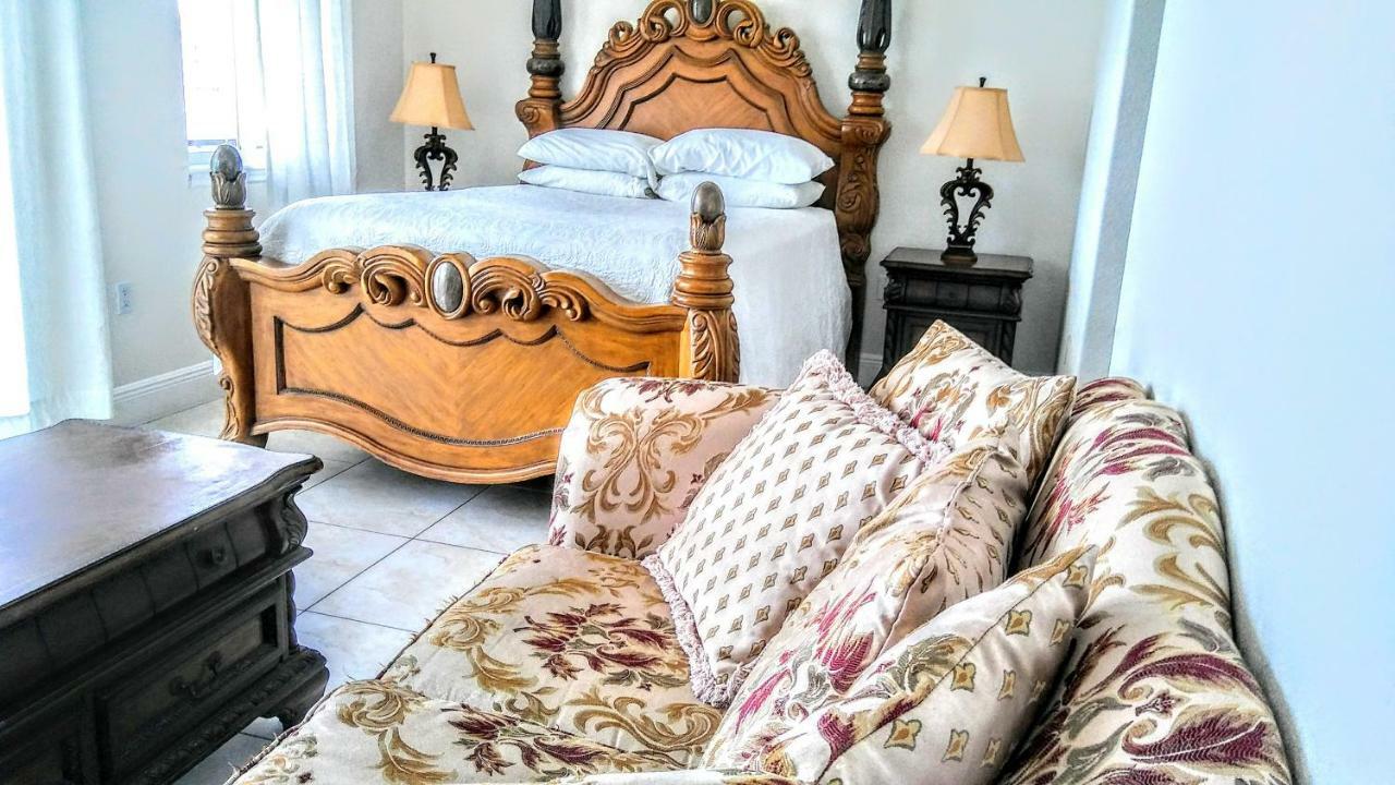 Mediterranean Three Story Beach Townhouse St. Pete Beach Eksteriør bilde