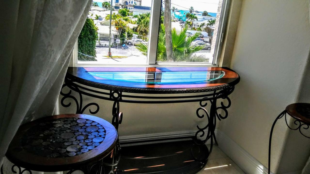 Mediterranean Three Story Beach Townhouse St. Pete Beach Eksteriør bilde